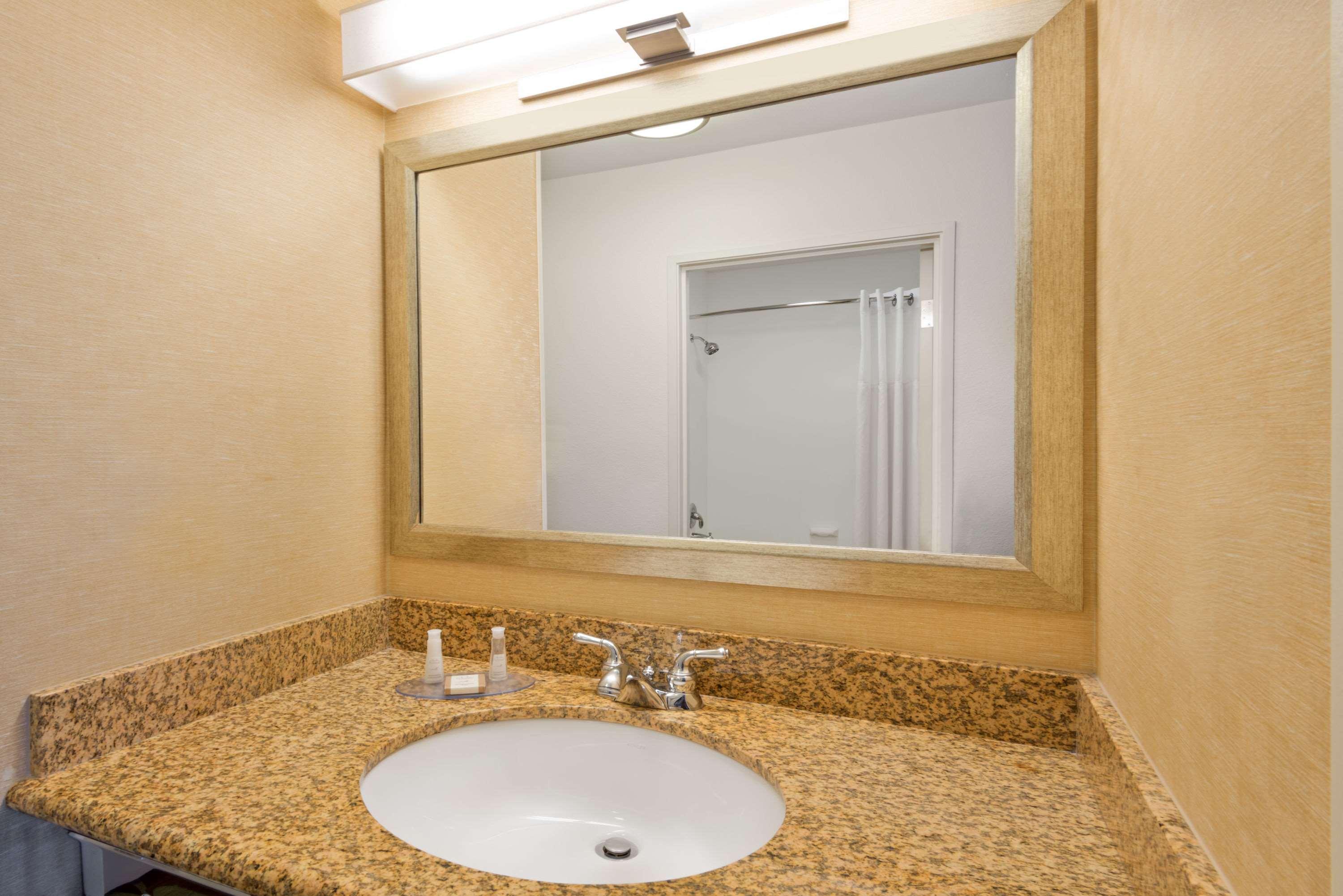 Baymont By Wyndham Denver International Airport Bagian luar foto