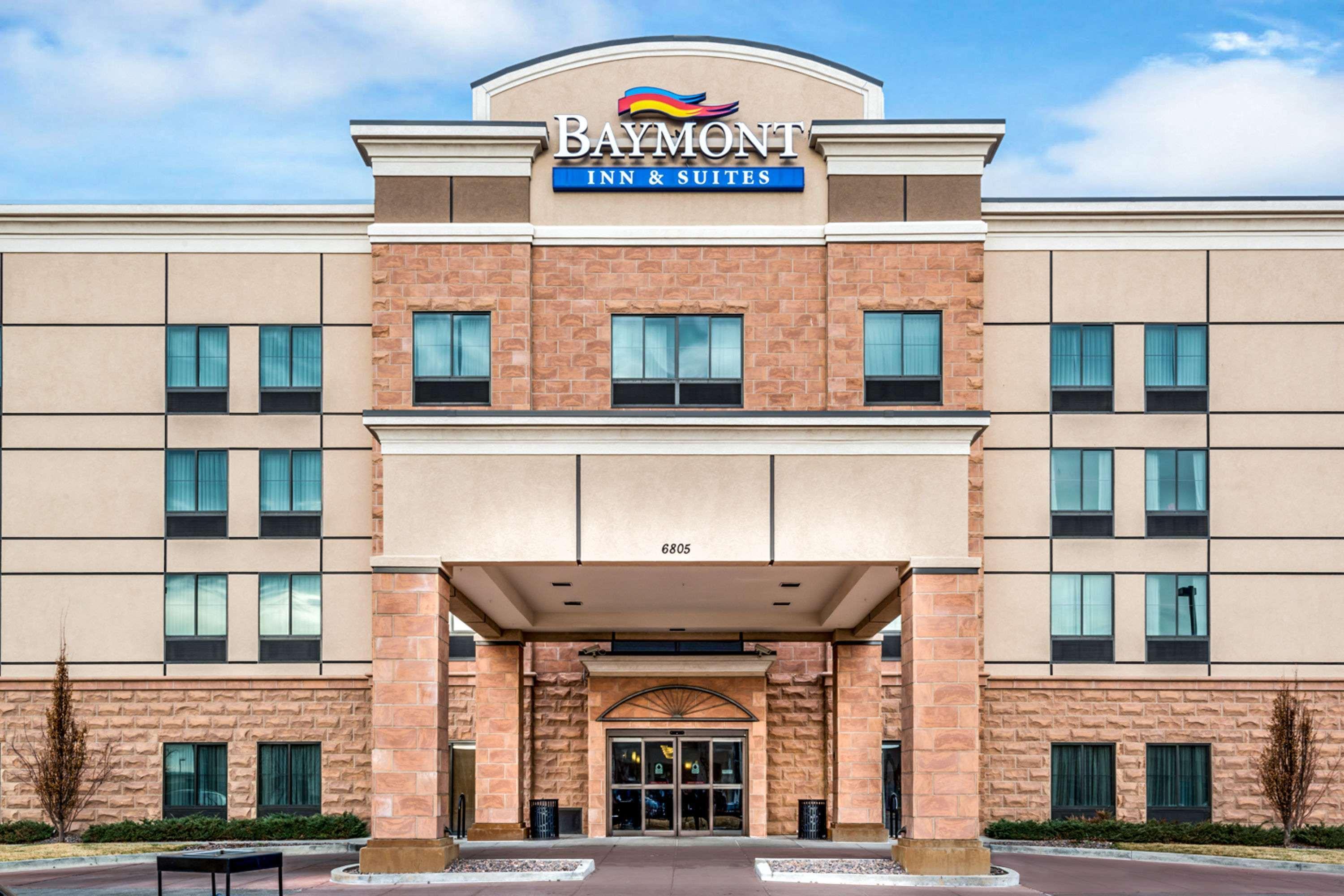 Baymont By Wyndham Denver International Airport Bagian luar foto
