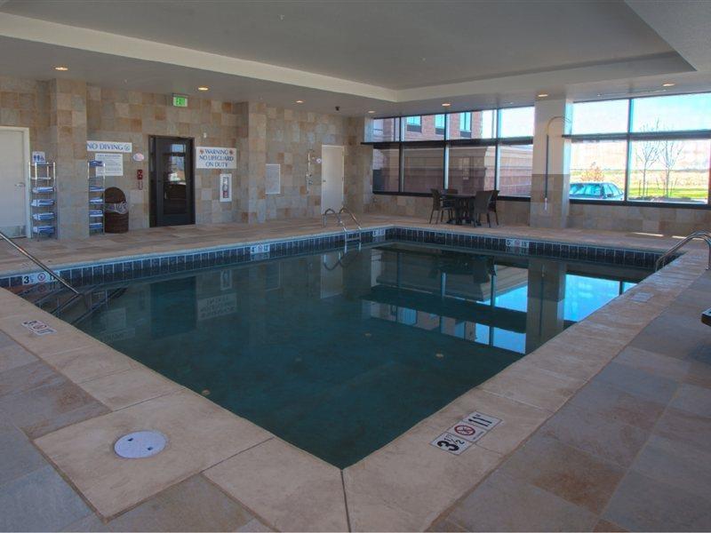 Baymont By Wyndham Denver International Airport Bagian luar foto